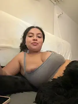 Stripchat Live Sex Cam of Nathcurly_