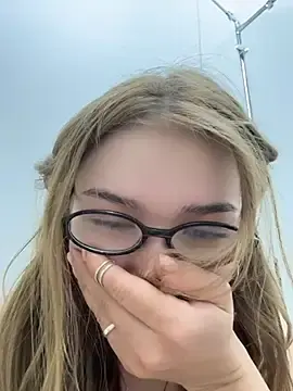 Stripchat Best Webcam of FlashTitsRoyal