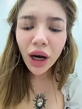 Stripchat Sex Cam of FlashTitsRoyal