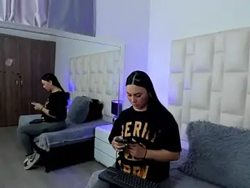 Stripchat Live Porn of Ariana_rouse
