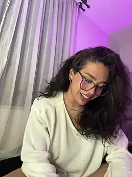 Stripchat Watch Live Sex Cams of Samantha_Bernardo