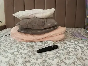Stripchat Best live sex cam show of honeyed_poison