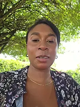 Stripchat Sex Chat of HanaThompson