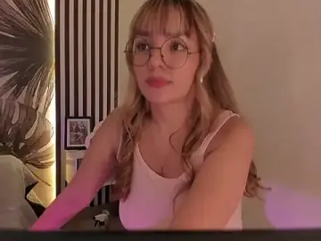 Stripchat Free Porn Cam of Samaantha-White