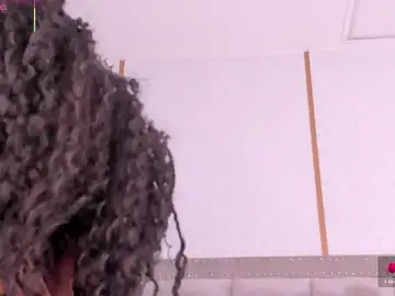Stripchat Free Live Porn of DakotaWangi