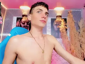 Stripchat Adult Video Chat of latino_boyy_