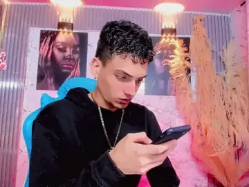Stripchat Best live sex cam show of latino_boyy_