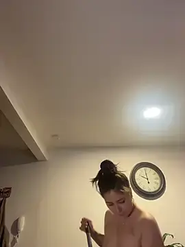 Stripchat Free Live Porn of sukhakunis1