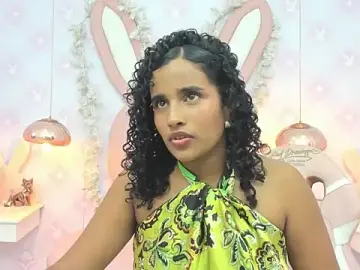 Stripchat Live Sex Cam of Horny_Curls