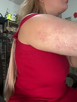 Stripchat Sex Cam of Celestedubois