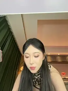 Stripchat Adult Webcam of AYW-21