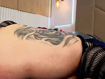 Stripchat Sex Cam of AzunaStar