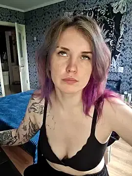 Stripchat Sex Cam of LazyTanukii