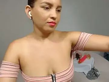 Stripchat Sex Cam of Agatha_browser