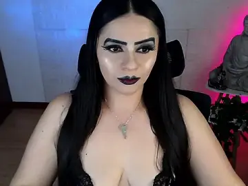 Stripchat Sex Cam of GODDESS_EVANS