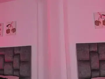 Stripchat Watch Live Sex Cams of Isabella_Moon9