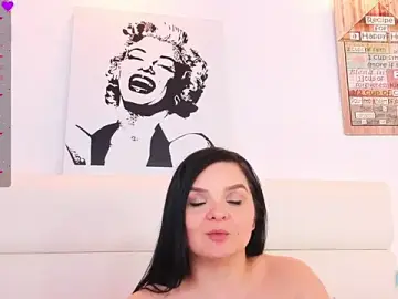 Stripchat Free Live Porn of Isabellaa_Reyes