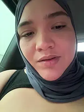 Stripchat Adult Webcams of sweetmuslim01