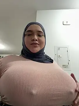 Stripchat Best live sex cam show of sweetmuslim01