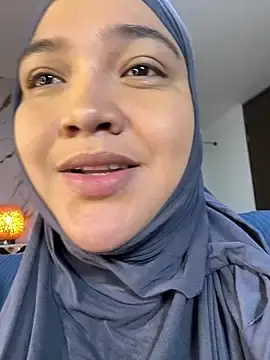 Stripchat Best live sex cam show of sweetmuslim01