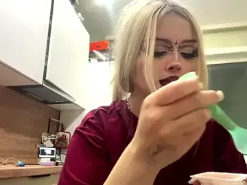 Stripchat Best Webcam of moonluv33