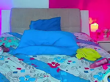 Stripchat Sex Cam of Kendralove31xxx