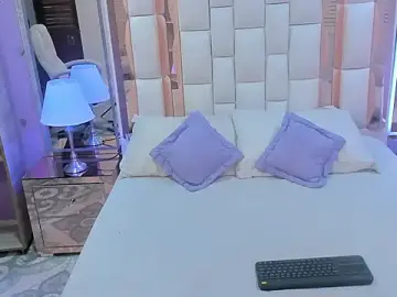 Stripchat Best live sex cam show of Goldentemptation_