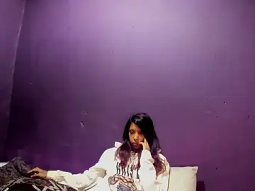 Stripchat Nude Webcam of Indianteezer
