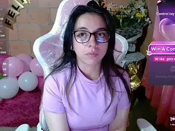 Stripchat Sex Cam of Maggie_Fox3