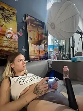 Stripchat Free Live Porn of -Sexy_Barbie-