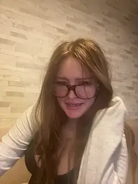 Stripchat Watch Live Sex Cams of cherryrosealiee