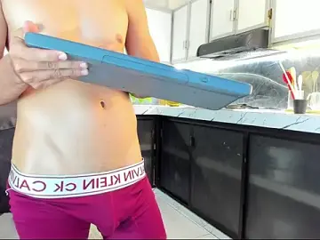 Stripchat Sex Cam of criss_hardcock_