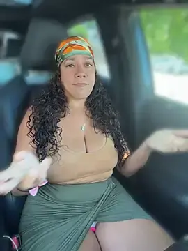 Stripchat Live Sex Cam of Bigbuttbrooklynn