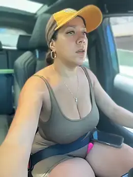 Stripchat Live Sex Cam of Bigbuttbrooklynn