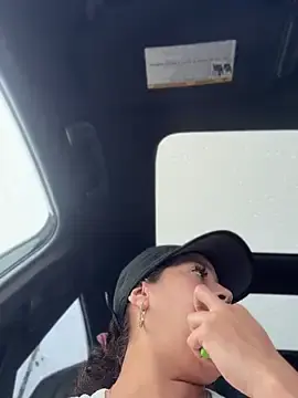 Stripchat Free Live Porn of Bigbuttbrooklynn