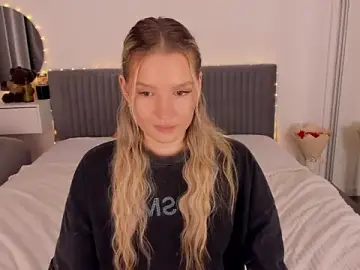 Stripchat Live Porn of CassieRayss