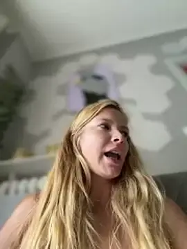 Stripchat Sex Cam of AnastasiaAniess