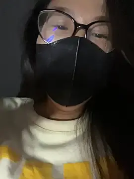 Stripchat Nude Webcam of ZzyzyZ-009
