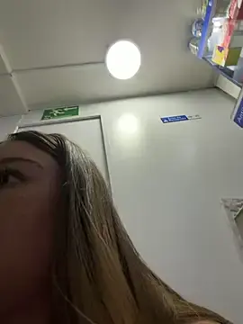 Stripchat Nude Webcam of roouse