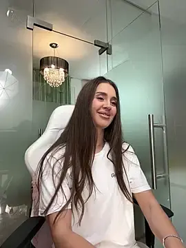 Stripchat Live Porn of Anya-Ray