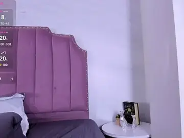 Stripchat Live Sex of Roxy_Medina