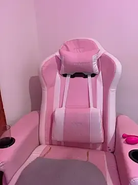 Stripchat Best live sex cam show of Felicia_smok3