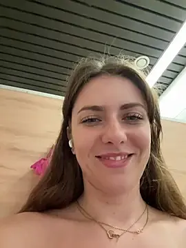 Stripchat Best Webcam of MariiD