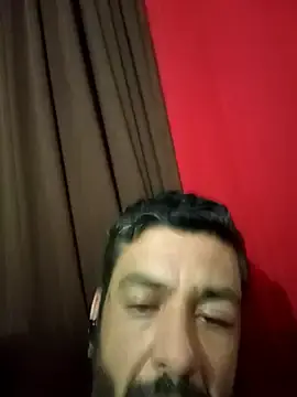 Stripchat Live Sex Cam of d25figueirenil