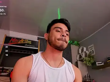 Stripchat Free Live Porn of Bastian_MCcormick