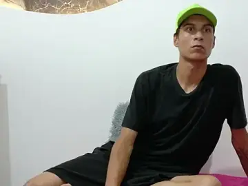 Stripchat Live Sex of cameronsilverman