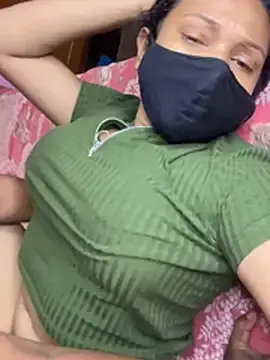 Stripchat Nude Webcam of Hot-AngoriBhabhi