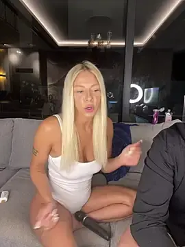 Stripchat Live Porn of SexOnMyLvL