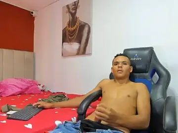 Stripchat Adult Video Chat of bryan_kim
