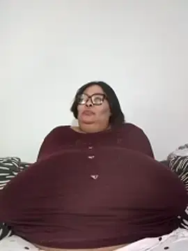 Stripchat Sex Cam of nancy111